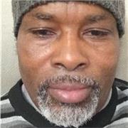 Ex insegnante alla scuola elementare, madrelingua francese